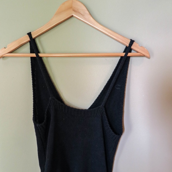 Brandy Melville Black Cropped Sweater Tank - Picture 3 of 6